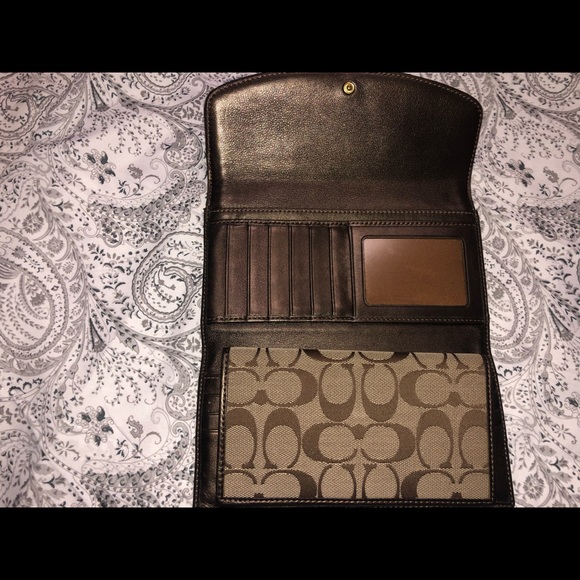 Wallet - Picture 4 of 7